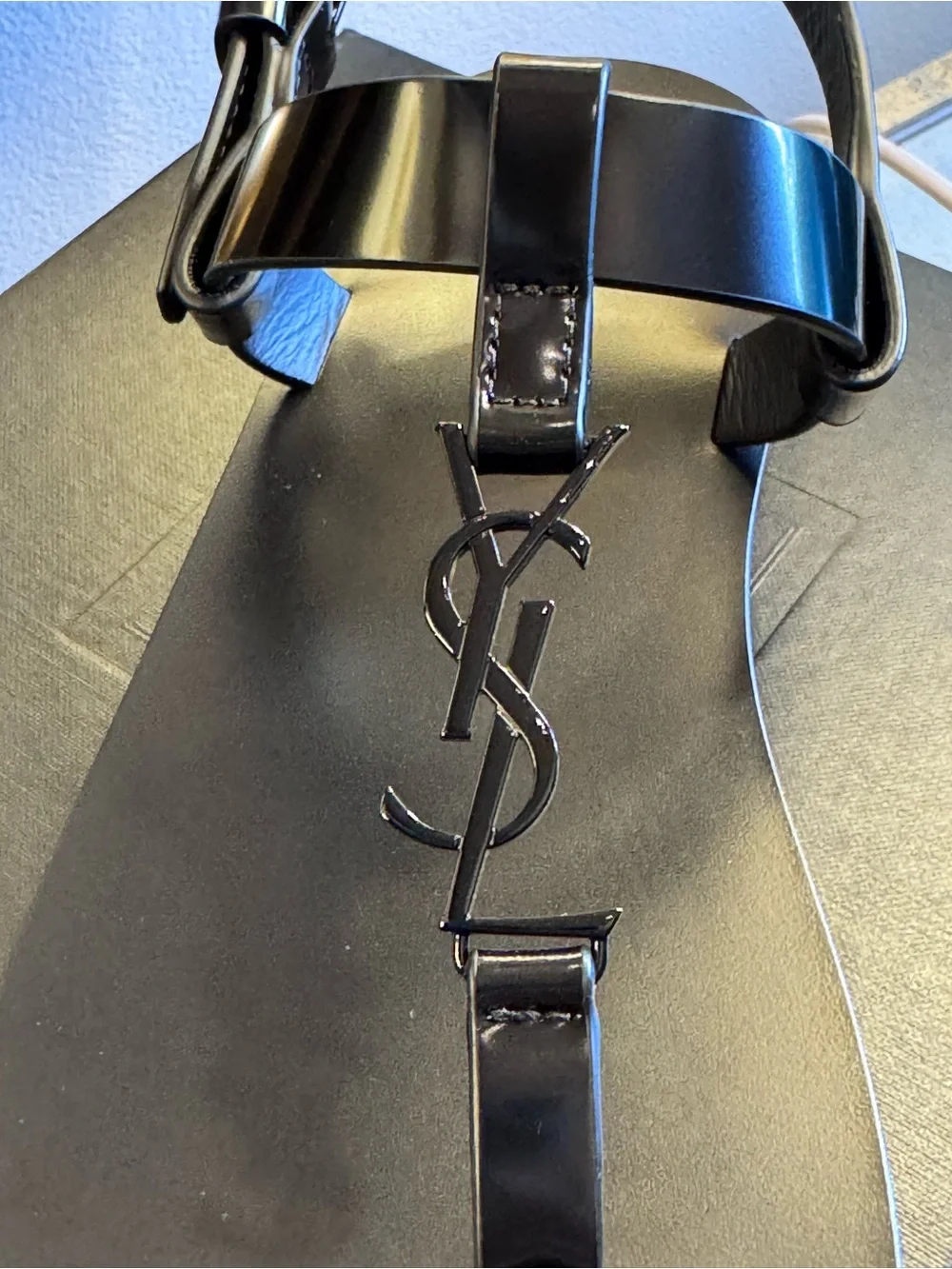 AUTHENTIC Saint Laurent Cassandre Leather Sandals In Black - Size 42